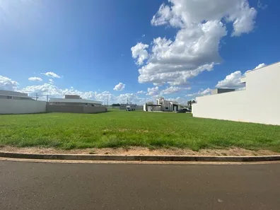 Lote/Terreno à venda, 250m² no Mato Alto, Saltinho