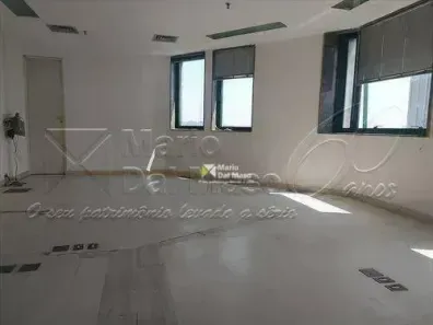 Sala Comercial para alugar, 46m² no Vila Olímpia, São Paulo