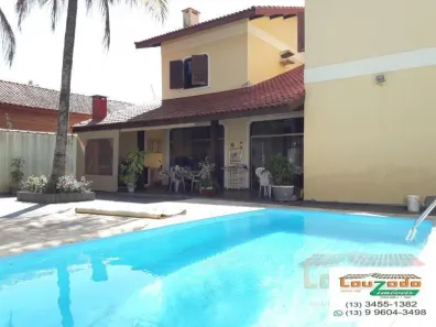 Sobrado com 4 Quartos para alugar, 317m² no Balneário Stella Maris, Peruíbe
