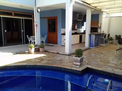 Casa com 3 Quartos à venda, 300m² no Terras de Piracicaba, Piracicaba