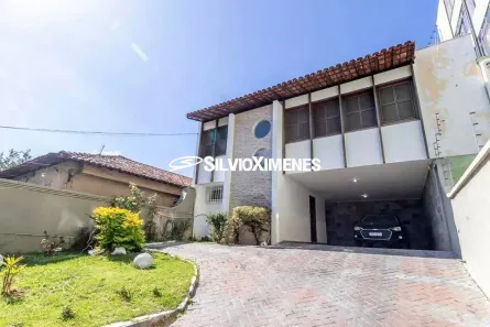 Casa com 4 Quartos à venda, 470m² no São Lucas, Belo Horizonte