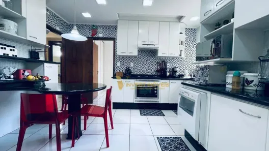 Apartamento com 4 Quartos à venda, 220m² no Centro, Londrina