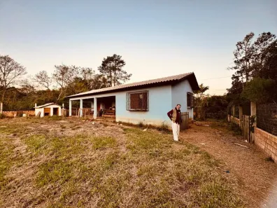 Fazenda/Sítio com 3 Quartos à venda, 80m² no Fiuza, Viamão
