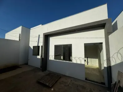 Casa com 2 Quartos à venda, 45m² no Santo Antônio, Montes Claros