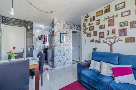 Apartamento com 2 Quartos à venda, 40m² no Mário Quintana, Porto Alegre