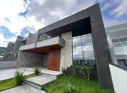 Casa com 3 Quartos à venda, 153m² no São Sebastião, Palhoça