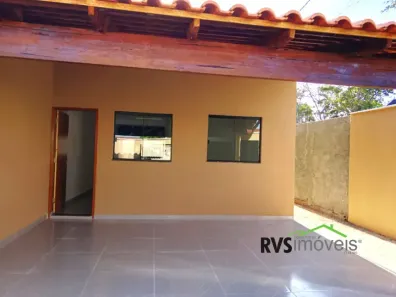 Casa com 2 Quartos à venda, 76m² no Setor Central, Guapó