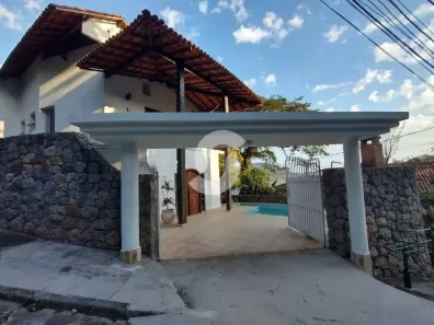 Casa com 3 Quartos à venda, 250m² no São Francisco, Niterói
