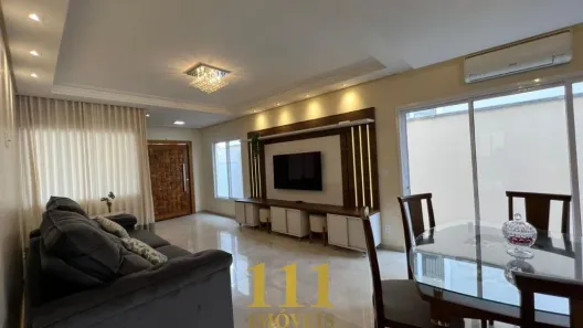 Casa com 4 Quartos à venda, 231m² no Parque Residencial Maria Elmira, Caçapava