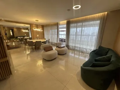 Apartamento com 3 Quartos à venda, 225m² no Setor Bueno, Goiânia