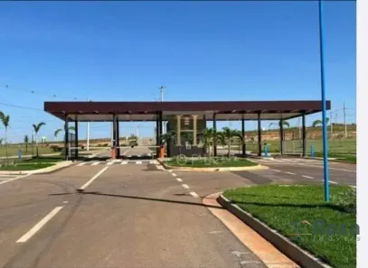 Lote/Terreno à venda, 250m² no Novo Mundo, Várzea Grande