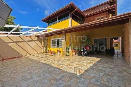 Casa com 3 Quartos à venda, 238m² no Centro, Peruíbe