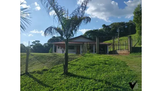 Fazenda/Sítio com 2 Quartos à venda, 30000m² no Centro, Socorro