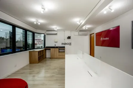 Sala Comercial para alugar, 60m² no Auxiliadora, Porto Alegre