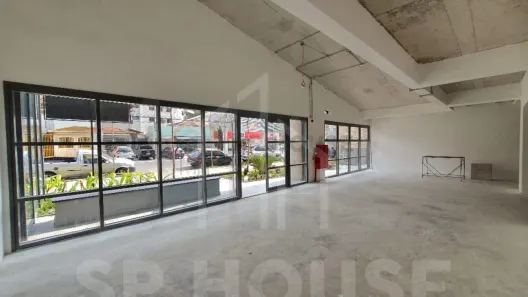 Ponto Comercial para alugar, 390m² no Campo Belo, São Paulo