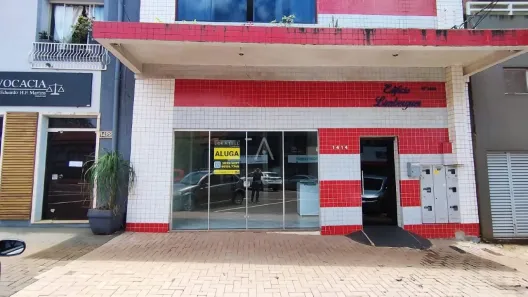 Sala Comercial para alugar, 216m² no Centro, Toledo