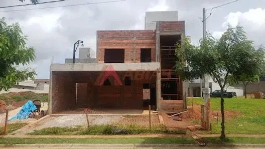 Casa de Condomínio com 3 Quartos à venda, 250m² no Parque Sisi, São Carlos