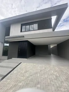 Casa de Condomínio com 3 Quartos à venda, 320m² no Orfãs, Ponta Grossa