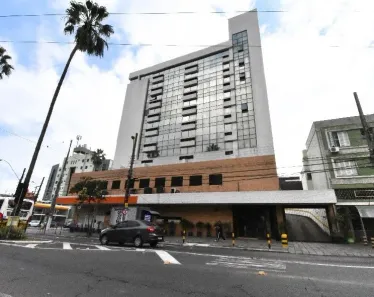 Sala Comercial à venda, 29m² no Menino Deus, Porto Alegre