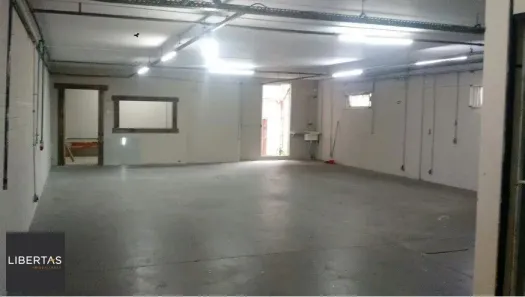 Galpão/Depósito/Armazém com 5 Quartos para alugar, 899m² no Santa Rosa de Lima, Porto Alegre