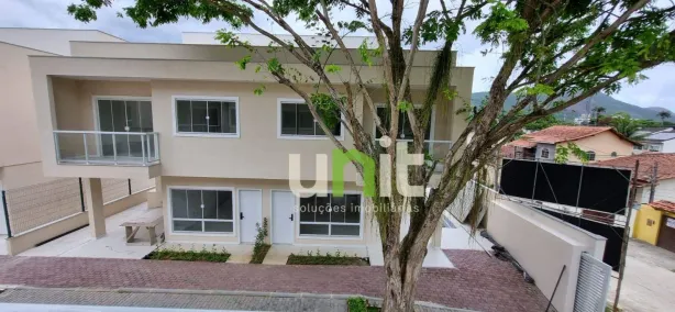 Casa de Condomínio com 3 Quartos à venda, 119m² no Maravista, Niterói
