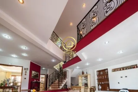Sobrado com 3 Quartos à venda, 350m² no Vila Palmeiras, São Paulo