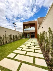 Casa com 4 Quartos à venda, 132m² no Urucunema, Eusébio