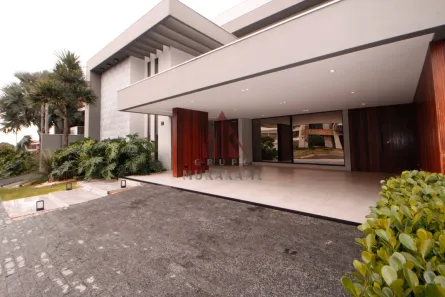 Casa de Condomínio com 4 Quartos à venda, 477m² no Jardim Imperial, Maringá