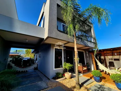Casa com 4 Quartos à venda, 142m² no São João do Rio Vermelho, Florianópolis