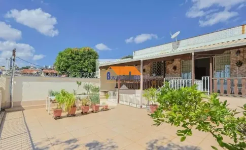 Casa com 4 Quartos à venda, 230m² no Concórdia, Belo Horizonte