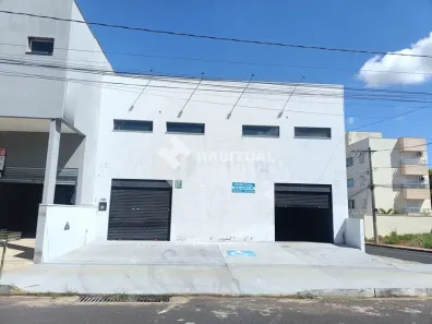 Galpão/Depósito/Armazém para alugar, 240m² no Laranjeiras, Uberlândia