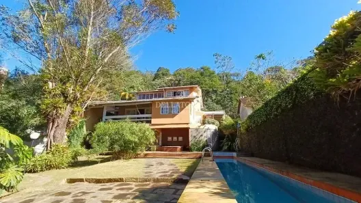 Casa com 4 Quartos para alugar, 400m² no Alto, Teresópolis