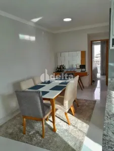 Apartamento com 2 Quartos à venda, 52m² no Osvaldo Rezende, Uberlândia