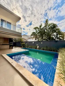 Sobrado com 4 Quartos à venda, 354m² no Jardins Verona, Goiânia