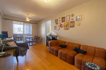 Apartamento com 2 Quartos à venda, 77m² no Cidade Baixa, Porto Alegre