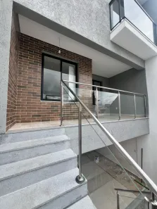 Casa com 3 Quartos para alugar, 170m² no Cabral, Contagem