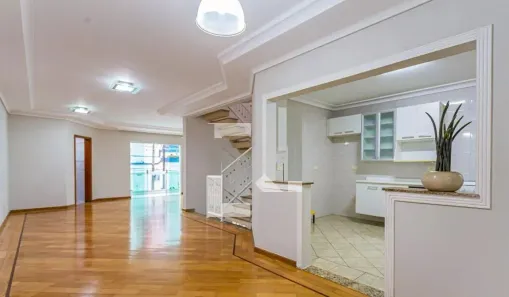 Sobrado com 3 Quartos à venda, 250m² no Vila Gilda, Santo André