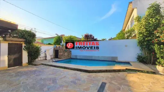 Casa com 4 Quartos à venda, 270m² no Piratininga, Niterói