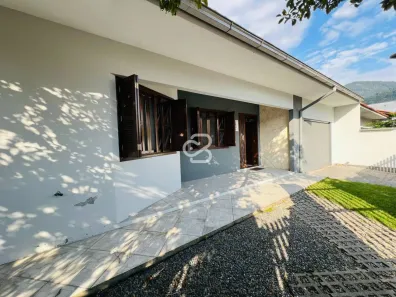 Casa com 3 Quartos à venda, 205m² no Vila Lalau, Jaraguá do Sul