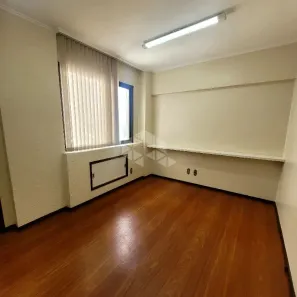 Sala Comercial para alugar, 21m² no Santa Fé, Caxias do Sul
