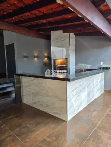 Casa com 4 Quartos à venda, 196m² no Josa Bernardino I, Uberaba