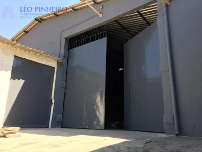 Galpão/Depósito/Armazém para alugar, 400m² no Granja dos Cavaleiros, Macaé