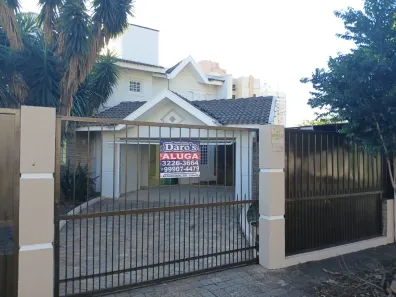 Sobrado com 2 Quartos para alugar, 200m² no Vila Nova, Maringá