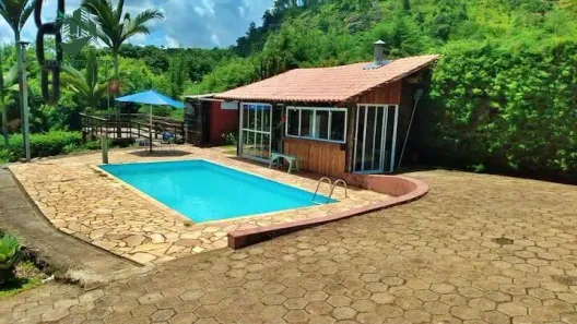 Fazenda/Sítio com 3 Quartos à venda, 120m² no Serrinha, Bragança Paulista