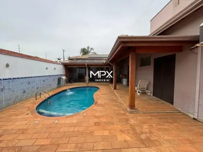 Casa de Condomínio com 3 Quartos à venda, 200m² no Dois Córregos, Piracicaba
