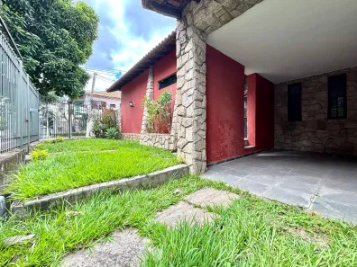 Casa com 3 Quartos à venda, 132m² no Niterói, Volta Redonda