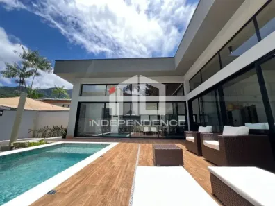 Casa com 3 Quartos para alugar, 240m² no Reserva du Moullin, São Sebastião