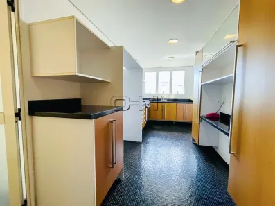 Apartamento com 3 Quartos à venda, 215m² no Sumaré, São Paulo