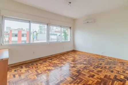 Apartamento com 2 Quartos à venda, 75m² no Menino Deus, Porto Alegre