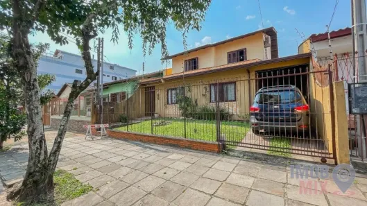 Sobrado com 4 Quartos à venda, 377m² no Cristo Redentor, Porto Alegre